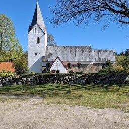 Husby kirke foråret 2026